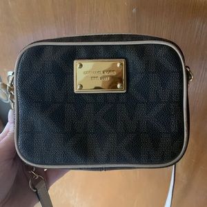 Michael Kors crossbody purse